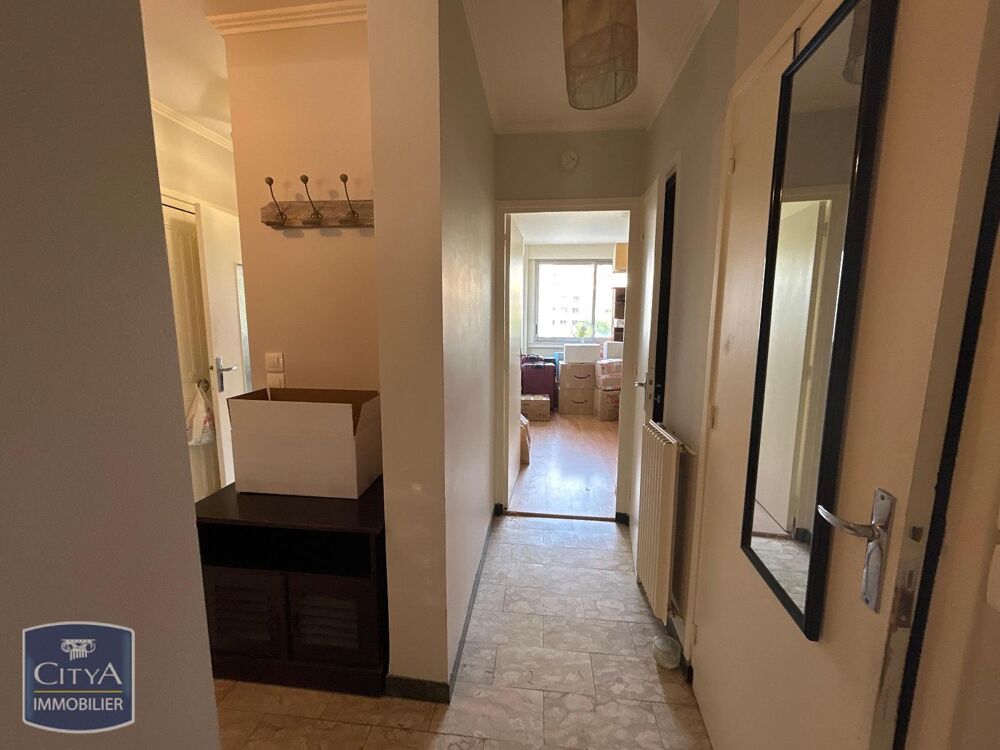location Appartement - 4 pièce(s) - 92 m² Lyon 8