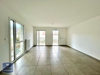  Appartement à louer 3 pièces 68 m²