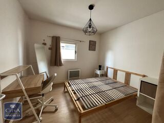  Appartement à louer 2 pièces 37 m²