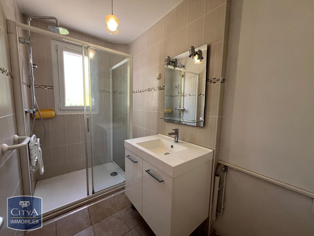 location Appartement - 3 pièce(s) - 72 m² Angoulême (16000)