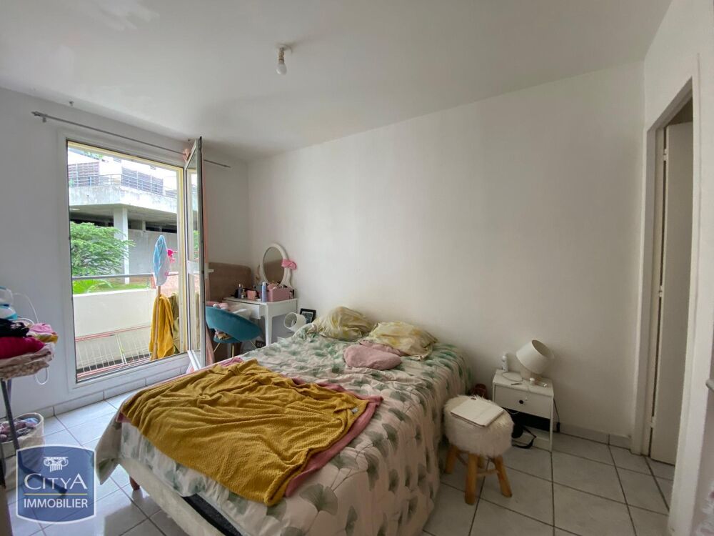 location Appartement - 2 pièce(s) - 46 m² Saint-Denis (97400)