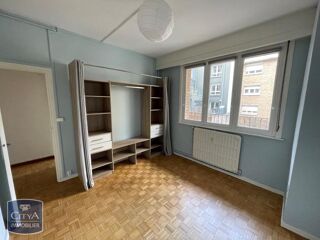  Appartement à louer 2 pièces 56 m²