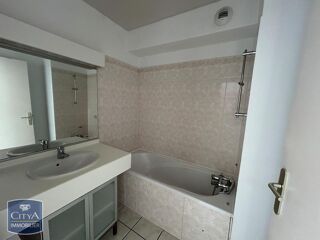  Appartement à louer 2 pièces 36 m²