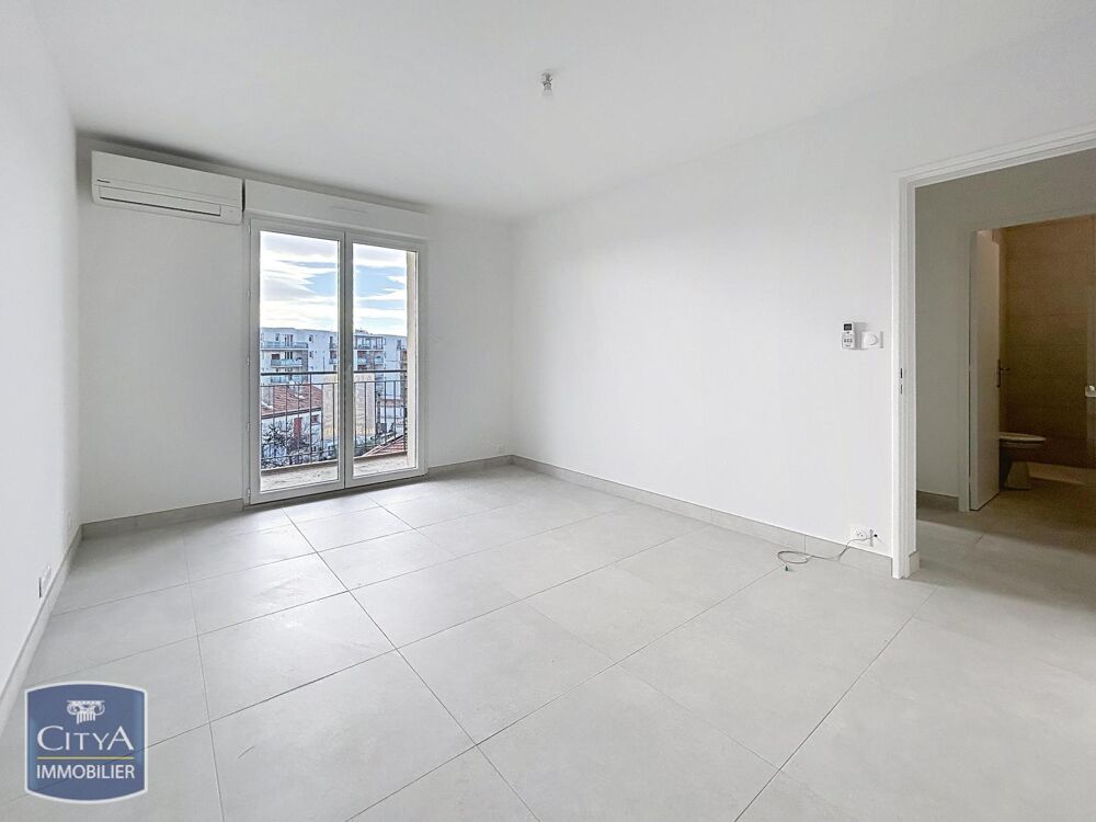 location Appartement - 1 pièce(s) - 30 m² Nîmes (30000)