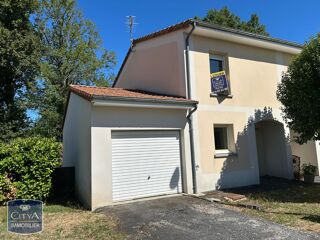  Maison à louer 4 pièces 77 m²