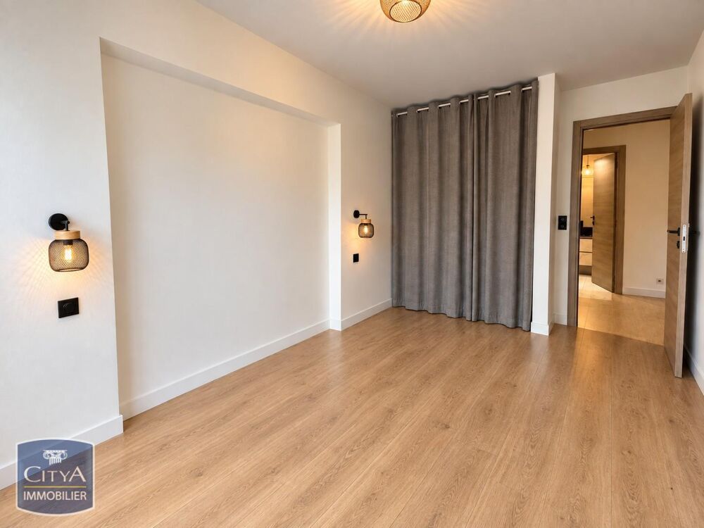 location Appartement - 3 pièce(s) - 61 m² Le Cannet (06110)