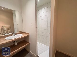  Appartement à louer 1 pièce 33 m²
