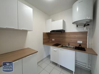  Appartement à louer 1 pièce 28 m²