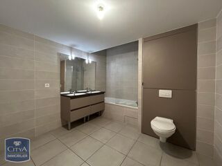  Appartement � louer 4 pi�ces 91 m�