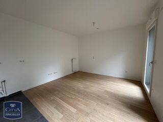  Appartement à louer 1 pièce 33 m²