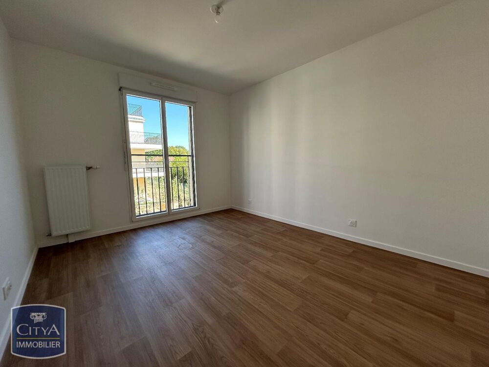 À LOUER : Appartement neuf T3 situé à Dourdan, dans un c....