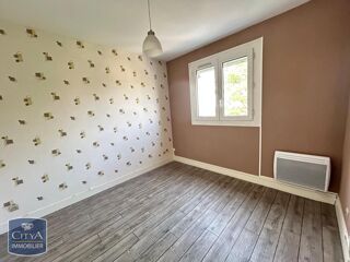  Appartement à louer 4 pièces 81 m²