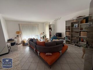  Appartement à louer 3 pièces 79 m²