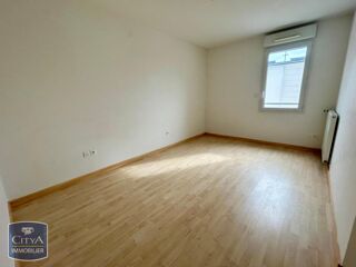  Appartement à louer 3 pièces 56 m²