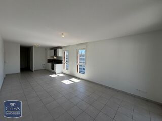  Appartement à louer 3 pièces 68 m²