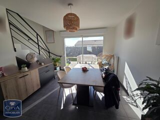  Maison à louer 5 pièces 111 m²
