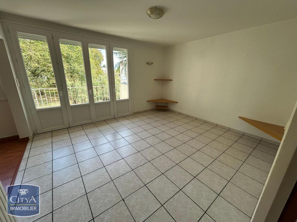 location Appartement - 3 pièce(s) - 79 m² Cholet (49300)