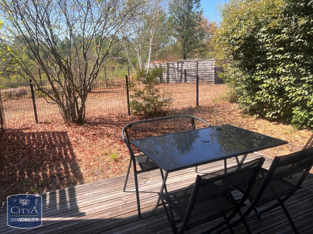 location Appartement - 2 pièce(s) - 39 m² Saint-Jean-d'Illac (33127)