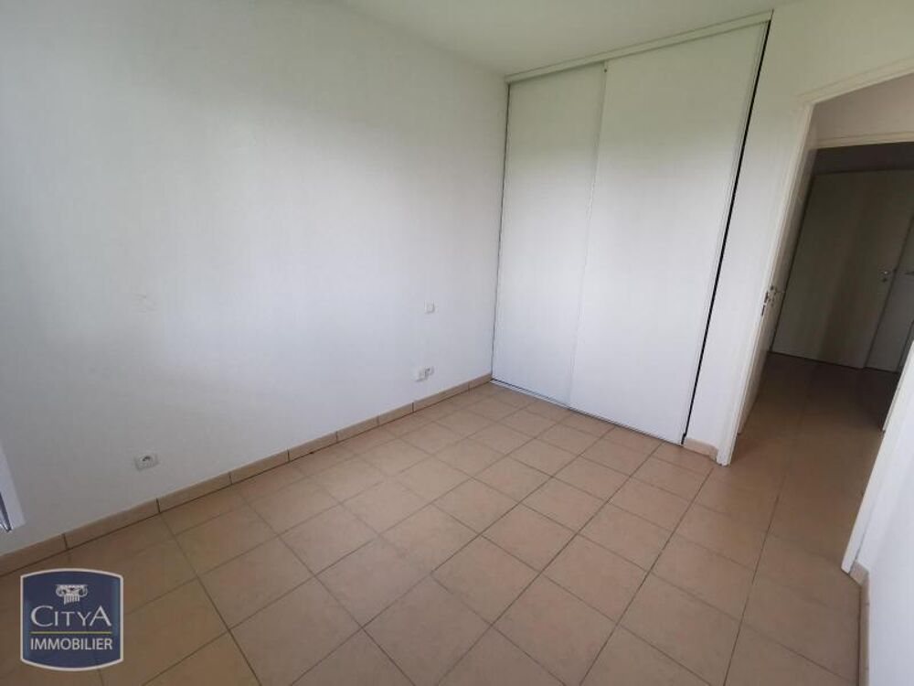 location Appartement - 2 pièce(s) - 35 m² Gond-Pontouvre (16160)