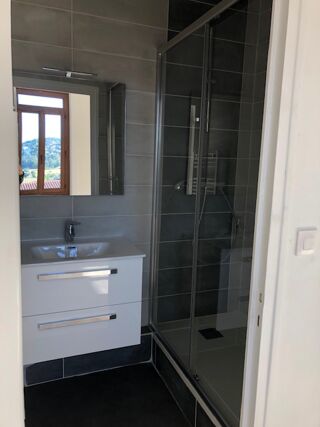  Appartement à louer 2 pièces 45 m²