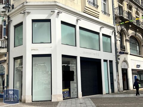 &Agrave; LOUER : Local commercial de 330m&sup2; situ&eacute; sur la plac... 5500 02100 Saint-quentin