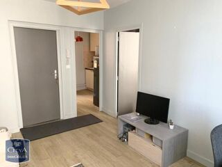  Appartement à louer 2 pièces 33 m²