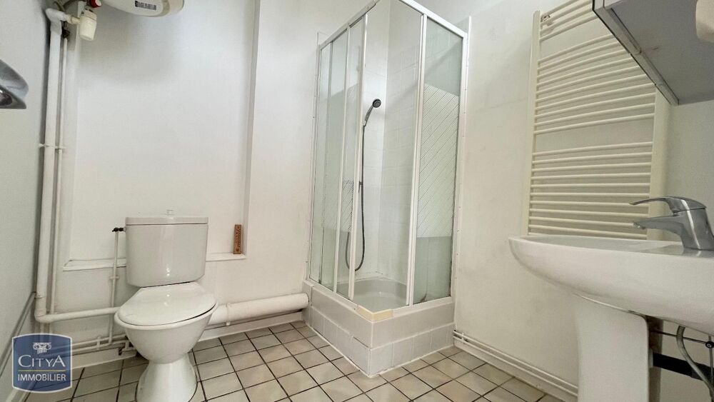 À LOUER : Appartement T1 situé à Dijon L'appartement se ....