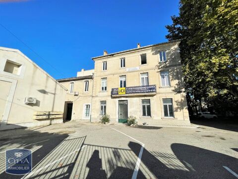 &Agrave; LOUER : Local professionnel situ&eacute; au cœur du PONTET... 390 84130 Le pontet