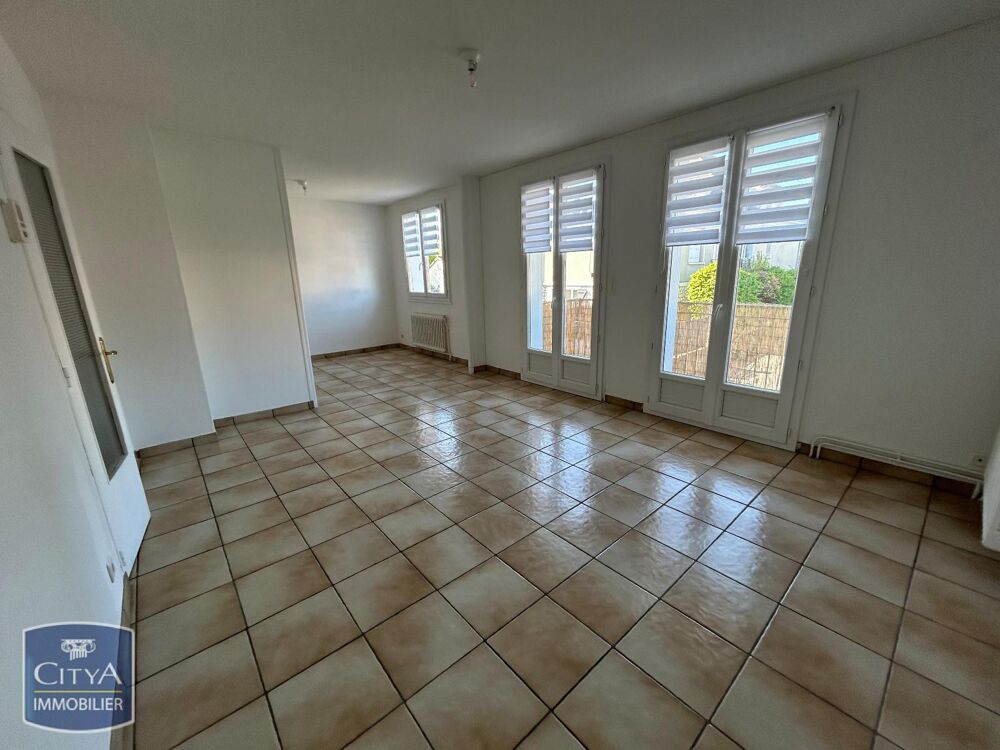 Aéroport - À LOUER : Découvrez cet élégant appartement T....