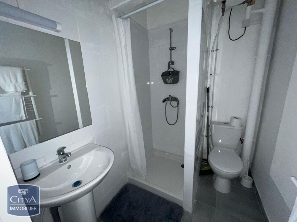 À LOUER : Découvrez ce charmant appartement de type 1bis....