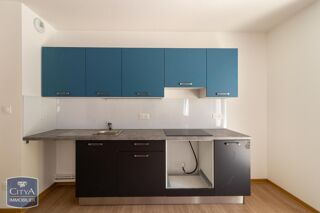  Appartement à louer 3 pièces 71 m²