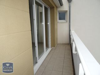 location Appartement - 3 pièce(s) - 67 m² Laval (53000)