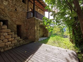  Maison  vendre 7 pices 211 m