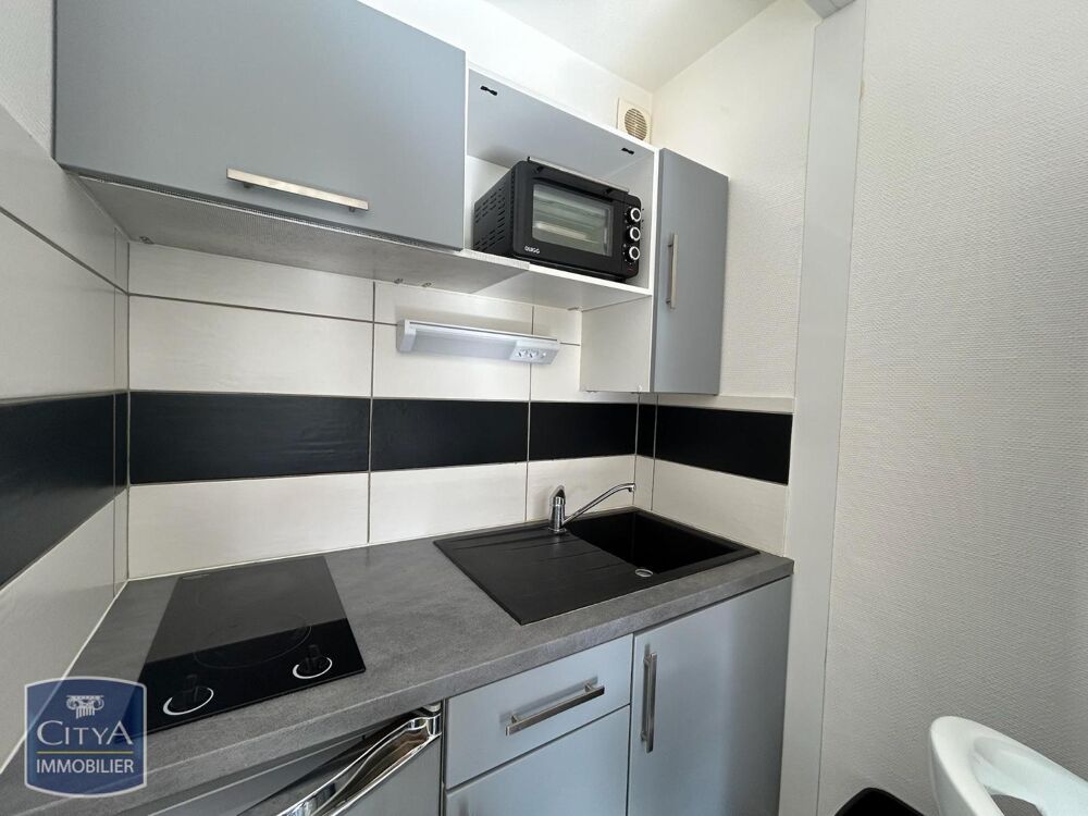 Exclusivité - Studio meublé avec terrasse - Proche gare ....