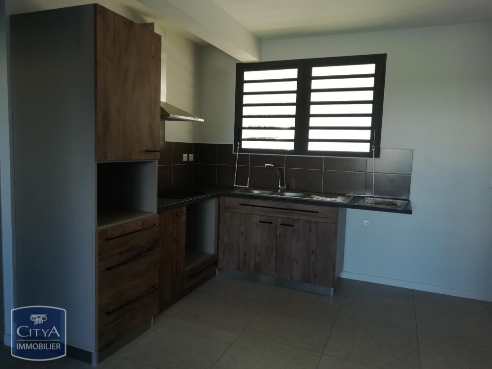 location Appartement - 2 pièce(s) - 53 m² Saint-Pierre (97410)