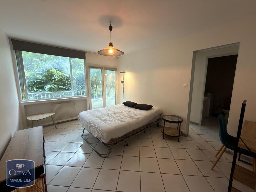 location Appartement - 1 pièce(s) - 28 m² Marseille 9