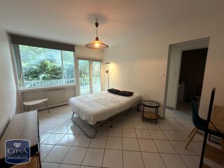 Appartement à louer 1 pièce 28 m²