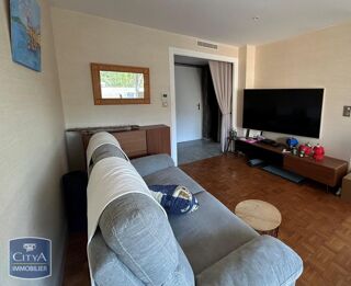  Appartement à louer 4 pièces 91 m²