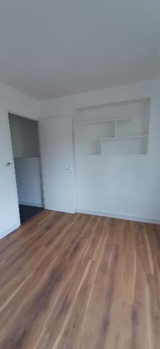  Appartement � louer 4 pi�ces 82 m�