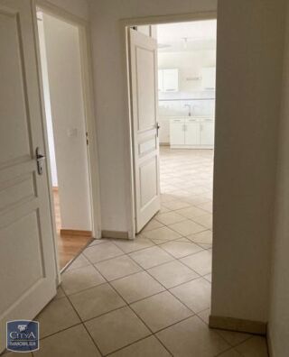  Appartement à louer 3 pièces 67 m²
