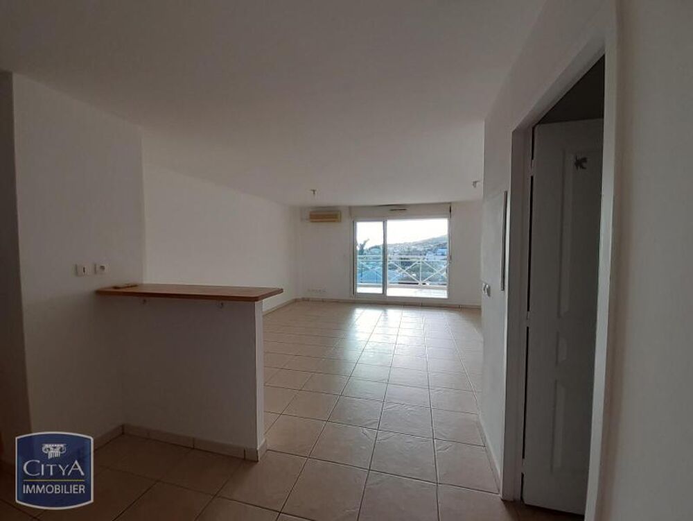 location Appartement - 1 pièce(s) - 41 m² Les Avirons (97425)