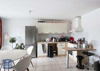 Appartement à louer 3 pièces 58 m²