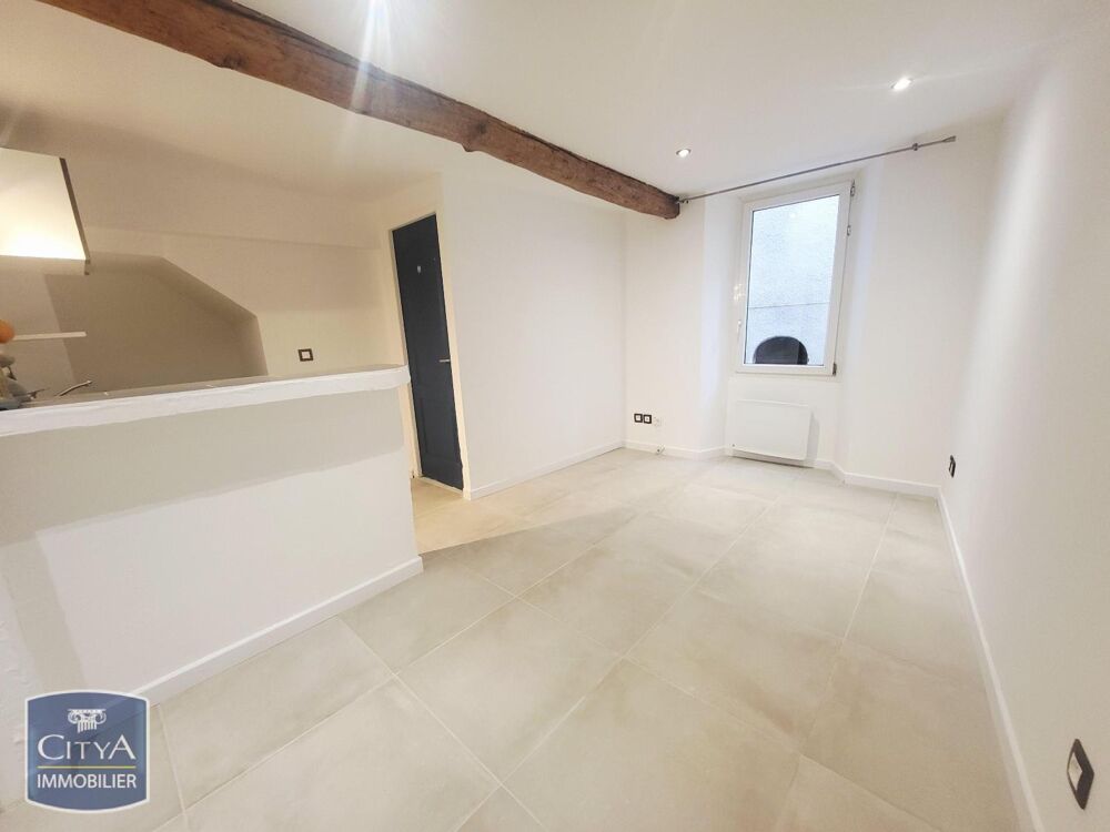 location Appartement - 1 pièce(s) - 18 m² Roquebrune-sur-Argens (83520)