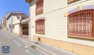  Parking / Garage � louer 