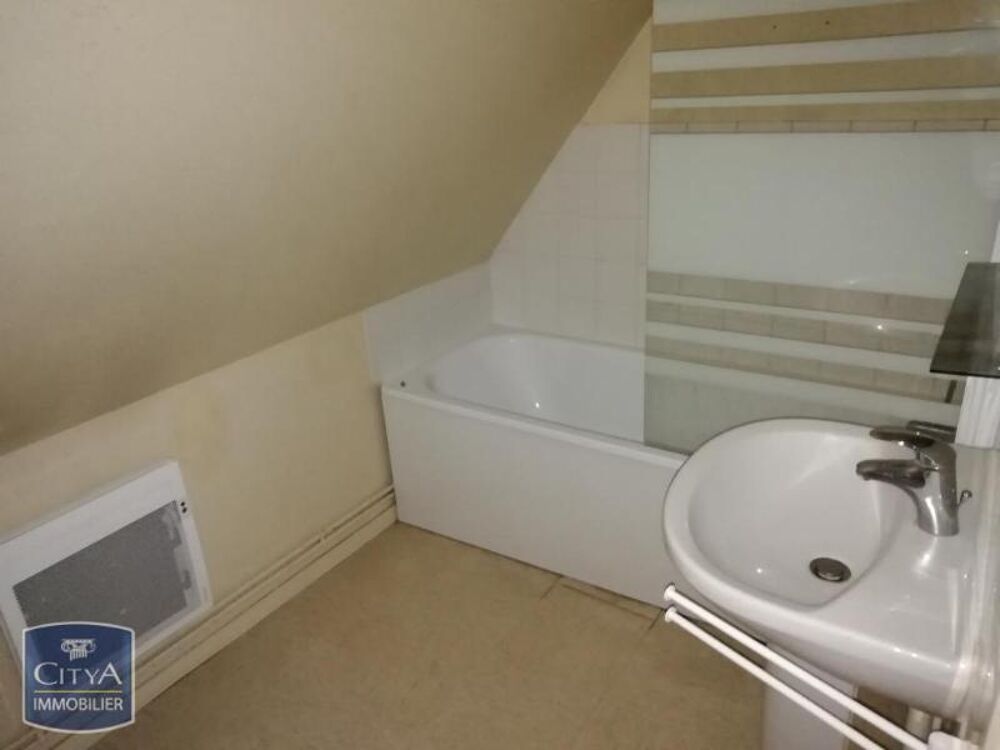 location Appartement - 2 pièce(s) - 44 m² Saint-Amand-Montrond (18200)