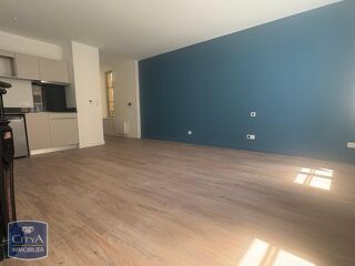  Appartement à louer 1 pièce 32 m²