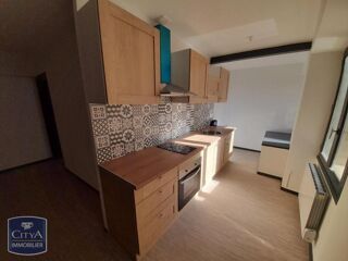  Appartement à louer 3 pièces 77 m²