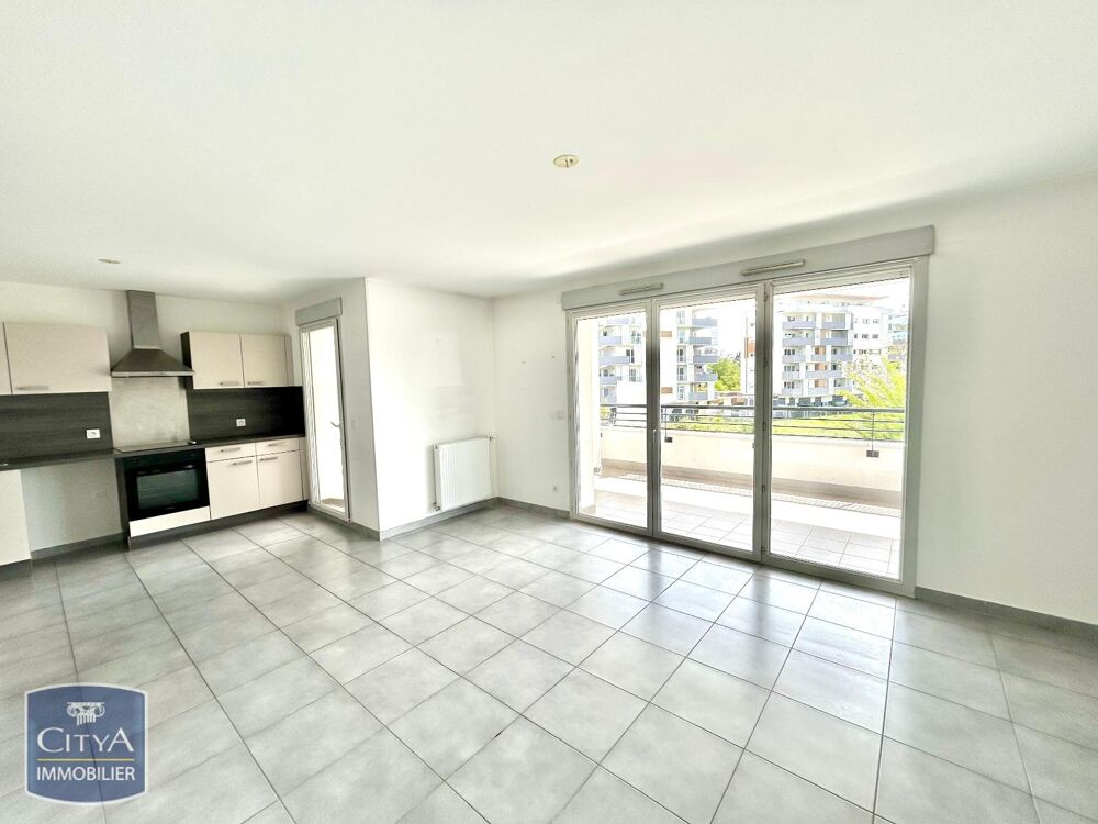 location Appartement - 3 pièce(s) - 70 m² Voiron (38500)