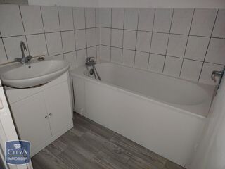  Appartement à louer 4 pièces 68 m²