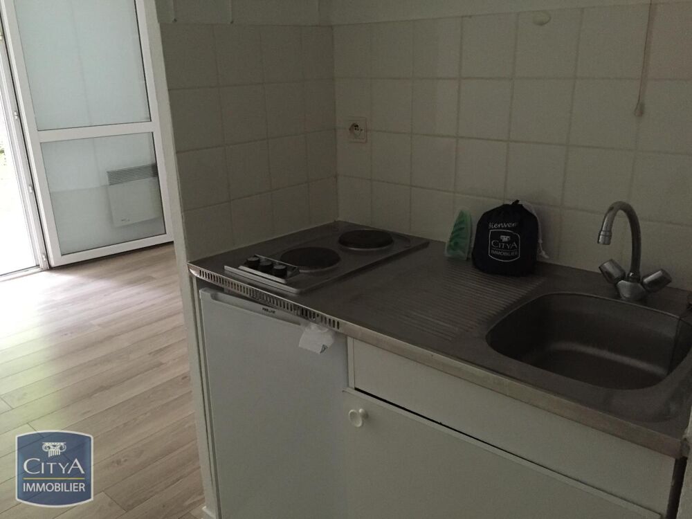 À LOUER : Appartement T1 situé dans le secteur Universit....
